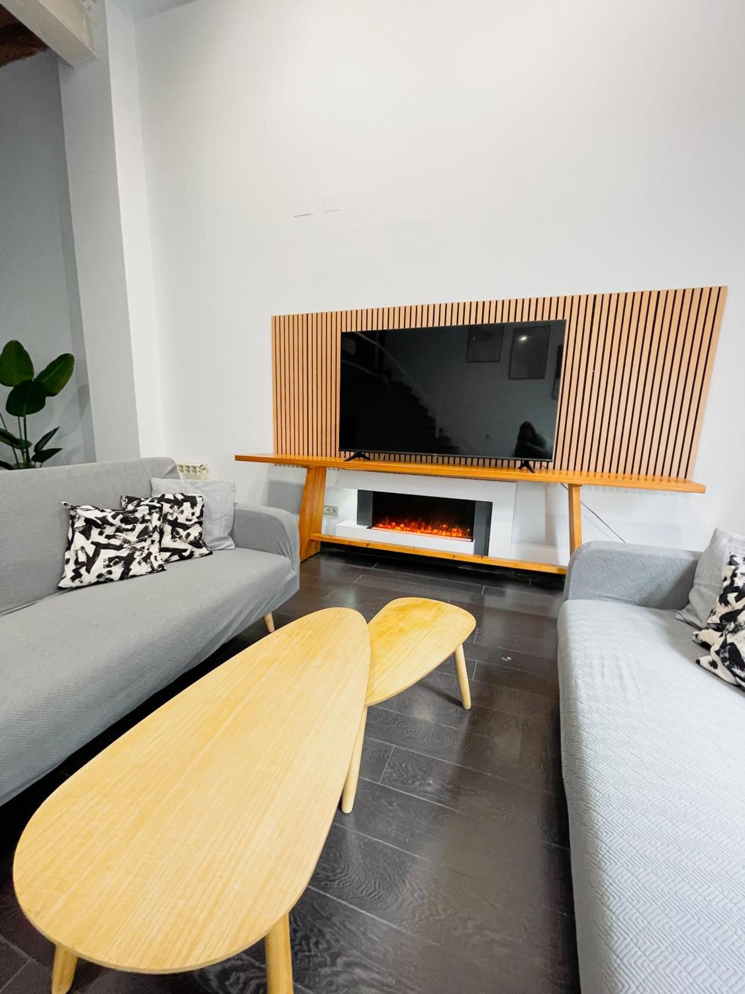 شقة Carretas Duplex Exterior Izquierda مدريد المظهر الخارجي الصورة